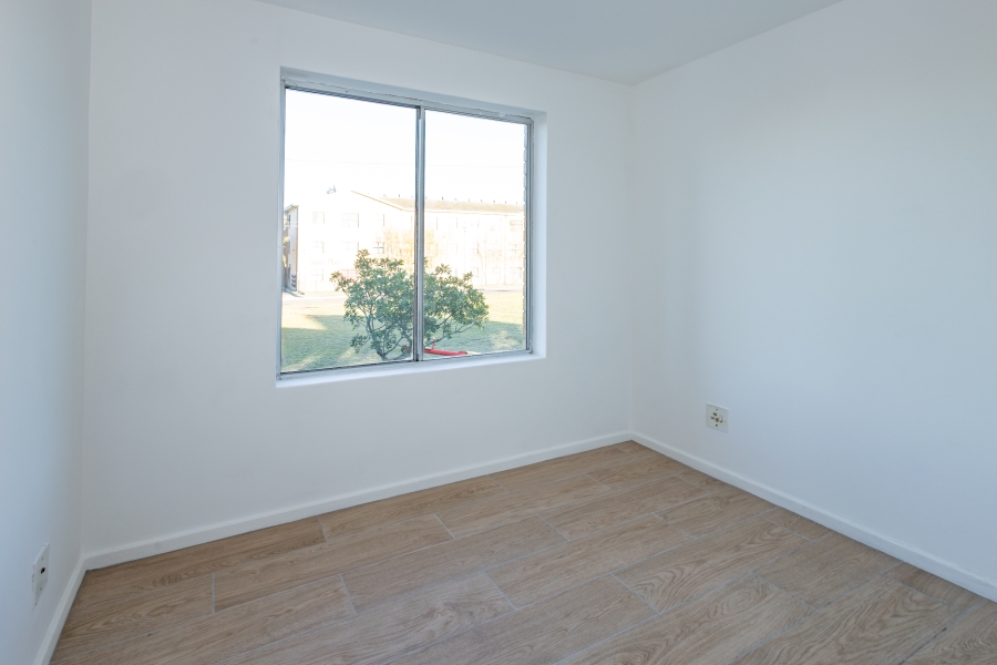 2 Bedroom Property for Sale in Churchill Estate Western Cape